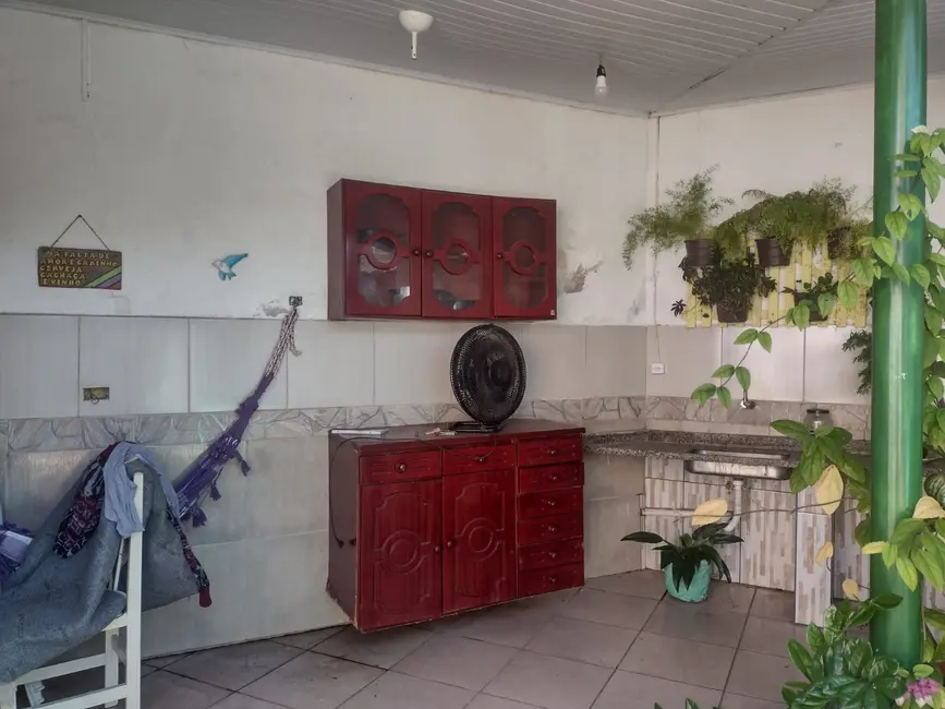 Foto 5 de Casa com 2 quartos à venda, 97m2 em Itanhaem - SP