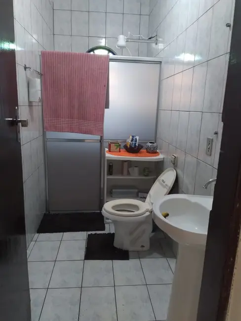 Foto 7 de Casa com 2 quartos à venda, 159m2 em Mongagua - SP