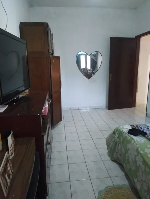 Foto 3 de Casa com 2 quartos à venda, 159m2 em Mongagua - SP