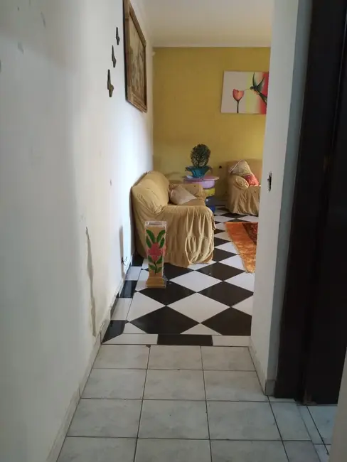 Foto 4 de Casa com 2 quartos à venda, 159m2 em Mongagua - SP