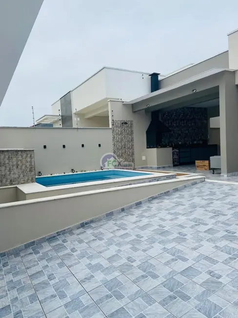 Casa com 3 quartos à venda, 173m2 em Peruibe - SP - imagem 5 Foto 5 de Casa com 3 quartos à venda, 173m2 em Peruibe - SP