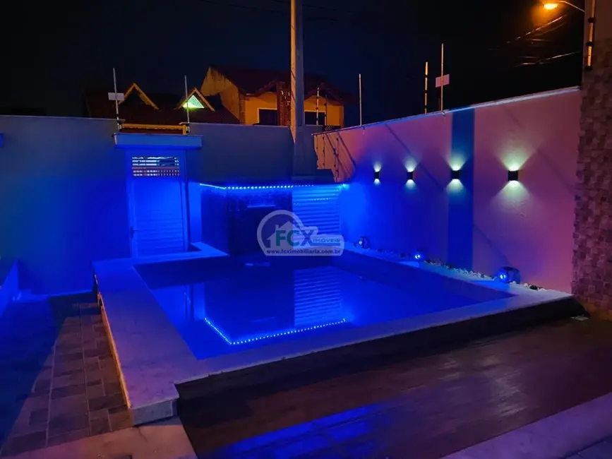 Casa com 3 quartos à venda, 173m2 em Peruibe - SP - imagem 4 Foto 4 de Casa com 3 quartos à venda, 173m2 em Peruibe - SP