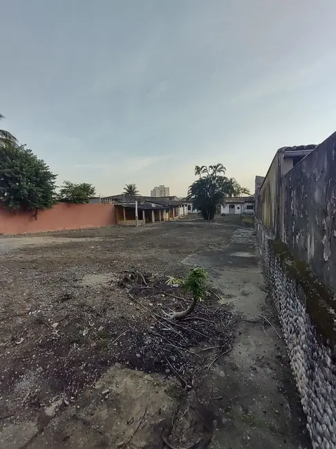 Foto 2 de Terreno / Lote à venda, 60m2 em Itanhaem - SP