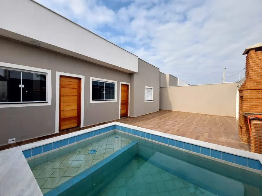 Foto 5 de Casa com 2 quartos à venda, 66m2 em Itanhaem - SP