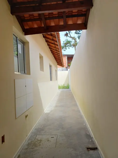 Casa com 2 quartos à venda, 65m2 em Itanhaem - SP - imagem 9 Foto 9 de Casa com 2 quartos à venda, 65m2 em Itanhaem - SP
