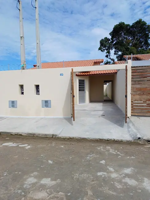 Casa com 2 quartos à venda, 65m2 em Itanhaem - SP - imagem 5 Foto 5 de Casa com 2 quartos à venda, 65m2 em Itanhaem - SP