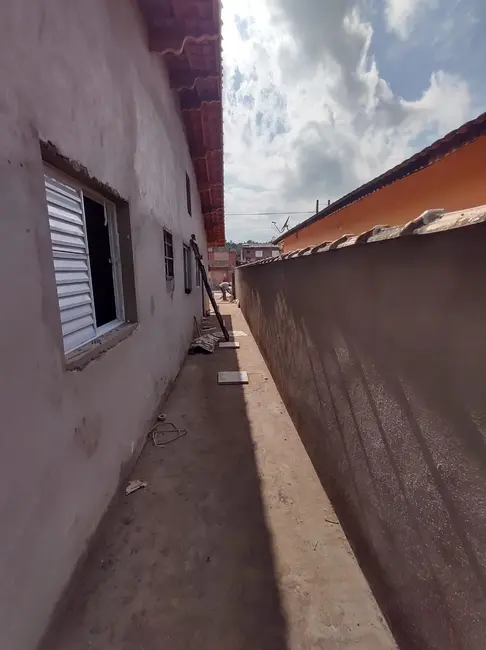 Foto 6 de Casa com 2 quartos à venda, 60m2 em Itanhaem - SP