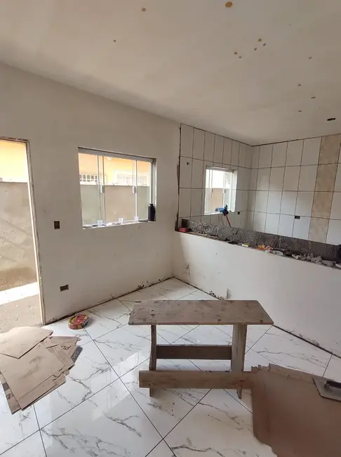 Foto 4 de Casa com 2 quartos à venda, 60m2 em Itanhaem - SP