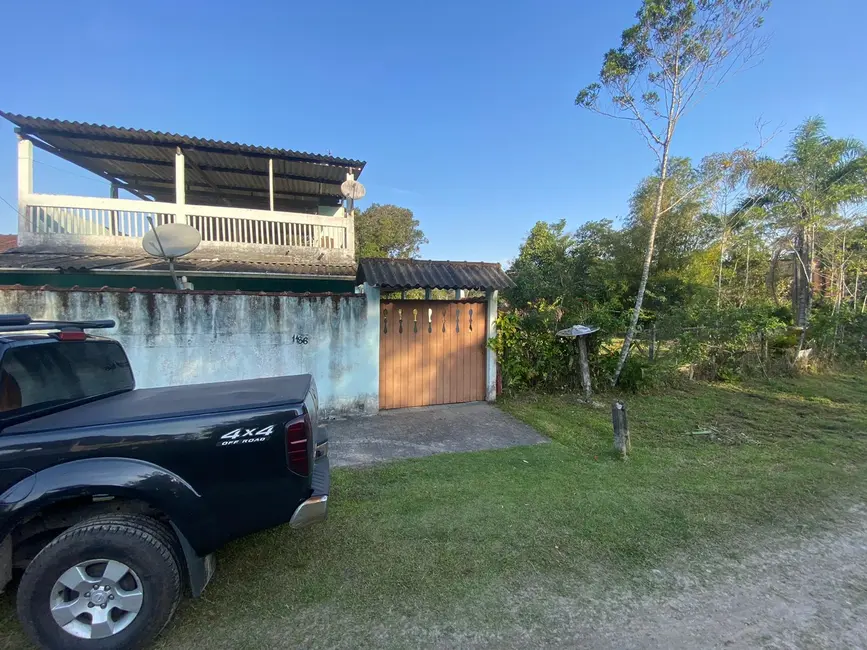 Foto 1 de Casa com 2 quartos à venda, 100m2 em Itanhaem - SP