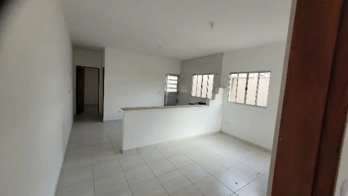 Foto 4 de Casa com 2 quartos à venda, 60m2 em Itanhaem - SP