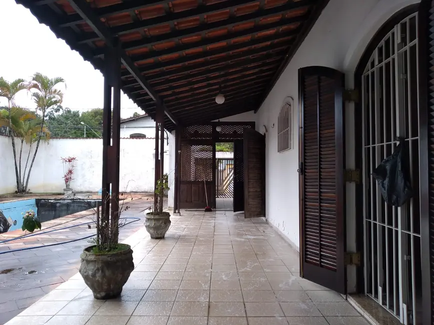 Foto 5 de Casa com 4 quartos à venda, 250m2 em Itanhaem - SP