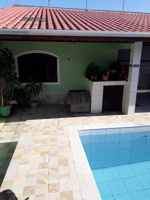 Foto 8 de Casa com 3 quartos à venda, 183m2 em Itanhaem - SP