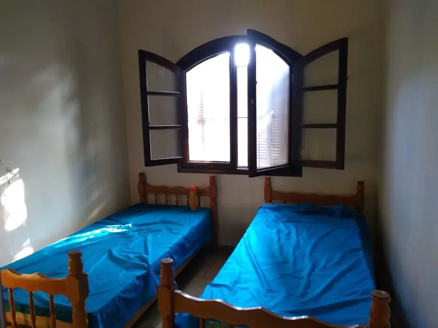 Foto 6 de Casa com 3 quartos à venda, 40m2 em Itanhaem - SP