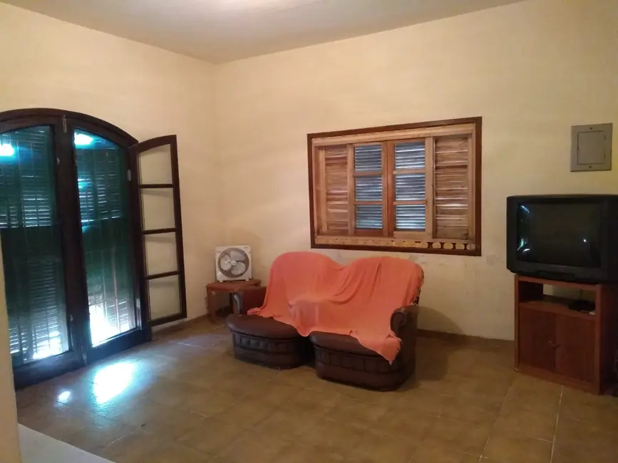 Foto 4 de Casa com 3 quartos à venda, 40m2 em Itanhaem - SP