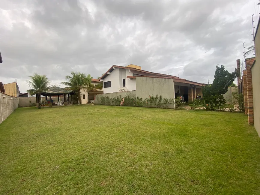 Foto 2 de Casa com 5 quartos à venda, 348m2 em Itanhaem - SP