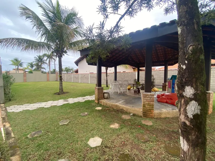 Foto 6 de Casa com 5 quartos à venda, 348m2 em Itanhaem - SP