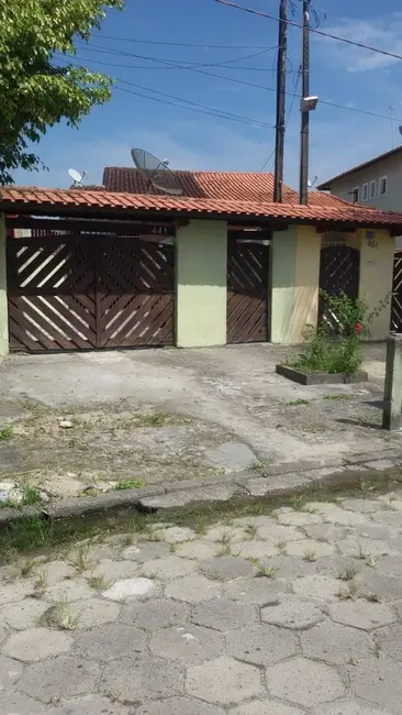 Foto 1 de Casa com 2 quartos à venda, 60m2 em Itanhaem - SP