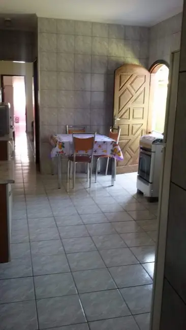 Foto 9 de Casa com 2 quartos à venda, 60m2 em Itanhaem - SP