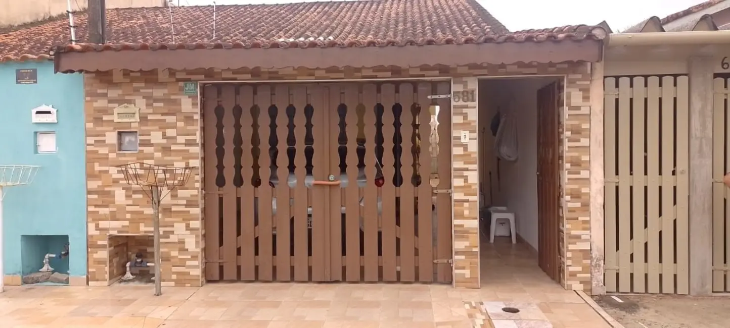 Foto 1 de Casa com 3 quartos à venda, 70m2 em Itanhaem - SP
