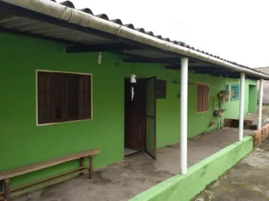 Foto 2 de Casa com 2 quartos à venda, 112m2 em Itanhaem - SP