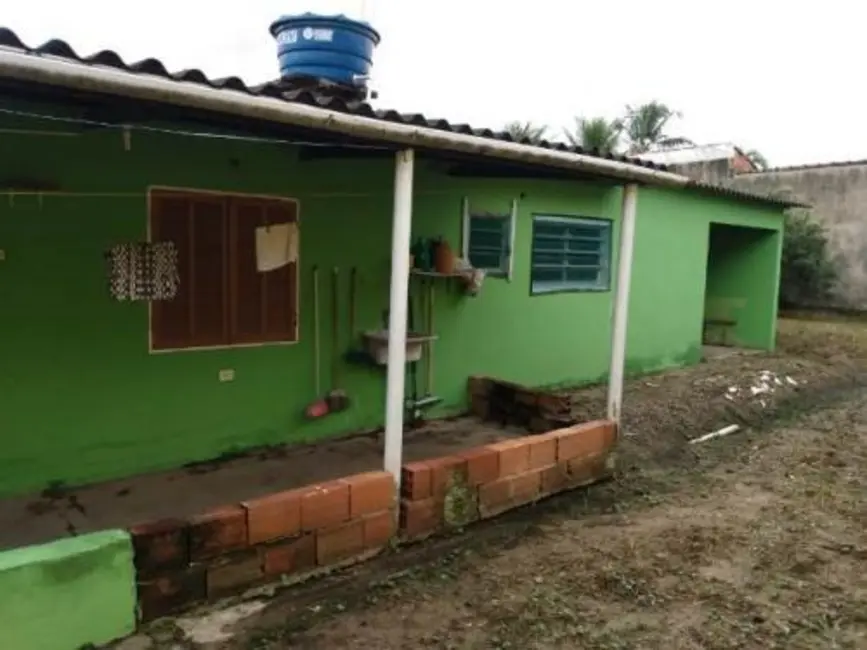 Foto 4 de Casa com 2 quartos à venda, 112m2 em Itanhaem - SP