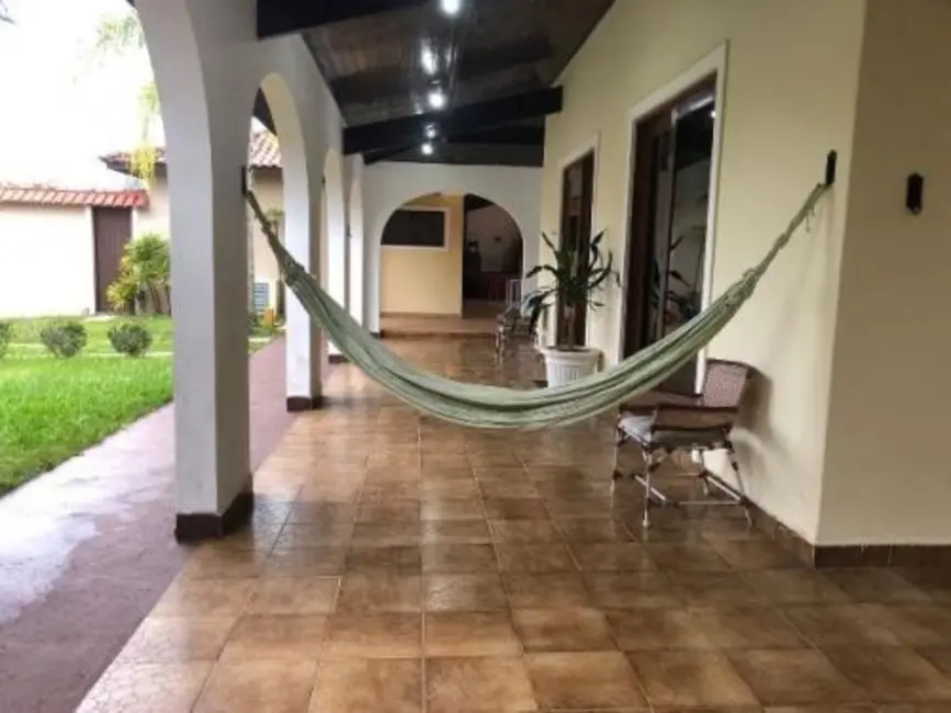 Casa com 6 quartos à venda, 500m2 em Itanhaem - SP - imagem 8 Foto 8 de Casa com 6 quartos à venda, 500m2 em Itanhaem - SP