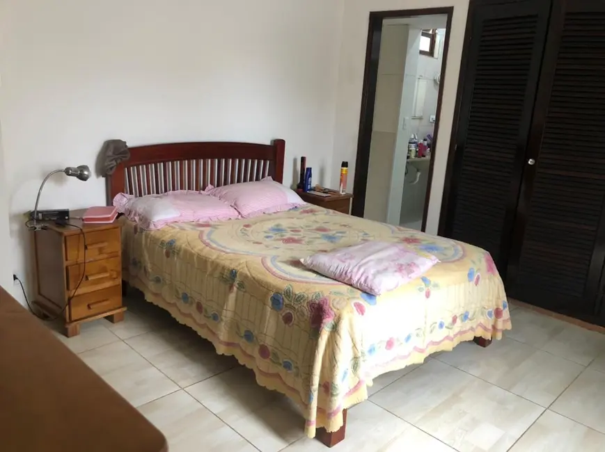 Foto 8 de Casa com 3 quartos à venda, 180m2 em Itanhaem - SP