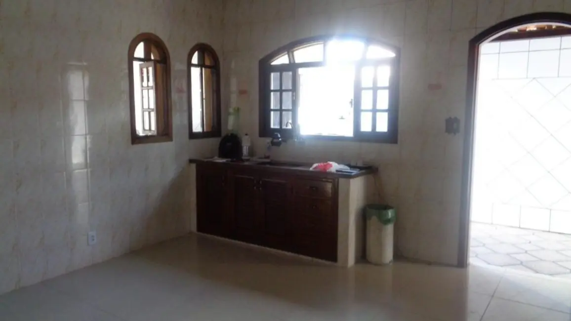 Foto 6 de Casa com 3 quartos à venda, 187m2 em Itanhaem - SP