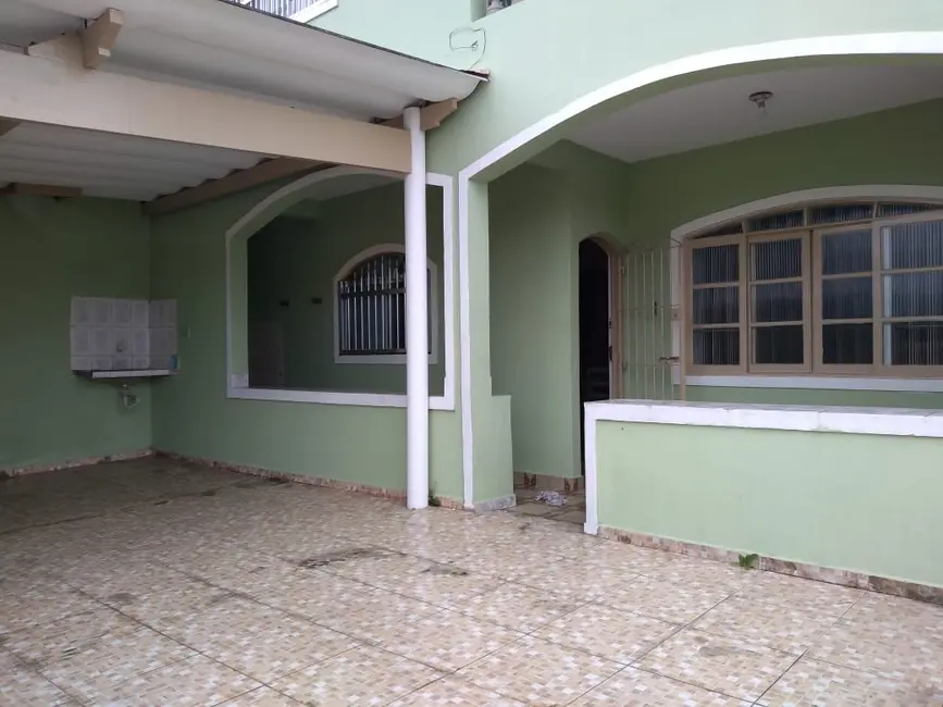 Foto 3 de Casa com 6 quartos à venda, 323m2 em Itanhaem - SP