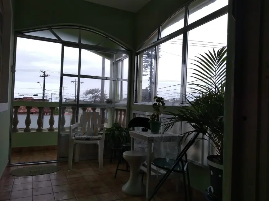 Foto 4 de Casa com 6 quartos à venda, 323m2 em Itanhaem - SP