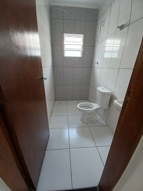 Foto 6 de Casa com 2 quartos à venda, 60m2 em Itanhaem - SP