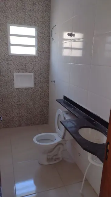 Foto 7 de Casa com 2 quartos à venda, 57m2 em Itanhaem - SP