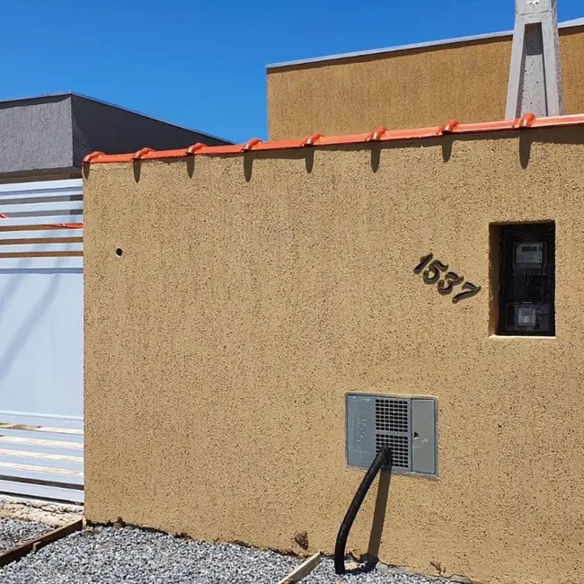 Foto 2 de Casa com 2 quartos à venda, 60m2 em Itanhaem - SP