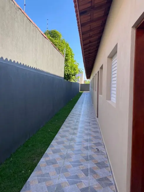 Casa de Condomínio com 2 quartos à venda, 42m2 em Itanhaem - SP - imagem 6 Foto 6 de Casa de Condomínio com 2 quartos à venda, 42m2 em Itanhaem - SP