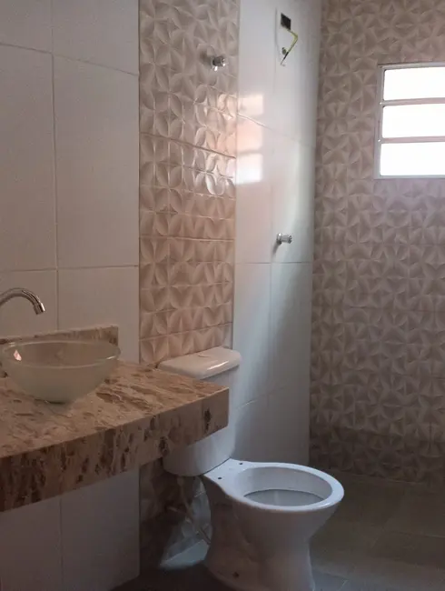 Foto 5 de Casa com 2 quartos à venda, 61m2 em Itanhaem - SP