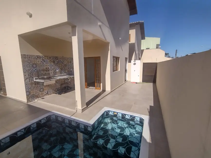 Casa de Condomínio com 3 quartos à venda, 84m2 em Itanhaem - SP - imagem 1 Foto 1 de Casa de Condomínio com 3 quartos à venda, 84m2 em Itanhaem - SP