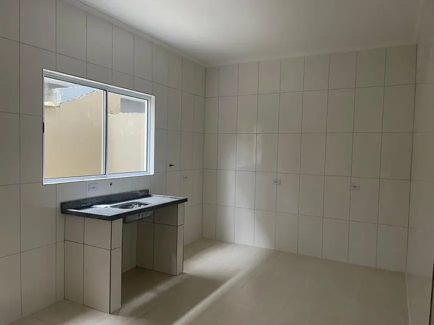 Foto 8 de Casa de Condomínio com 2 quartos à venda, 58m2 em Itanhaem - SP