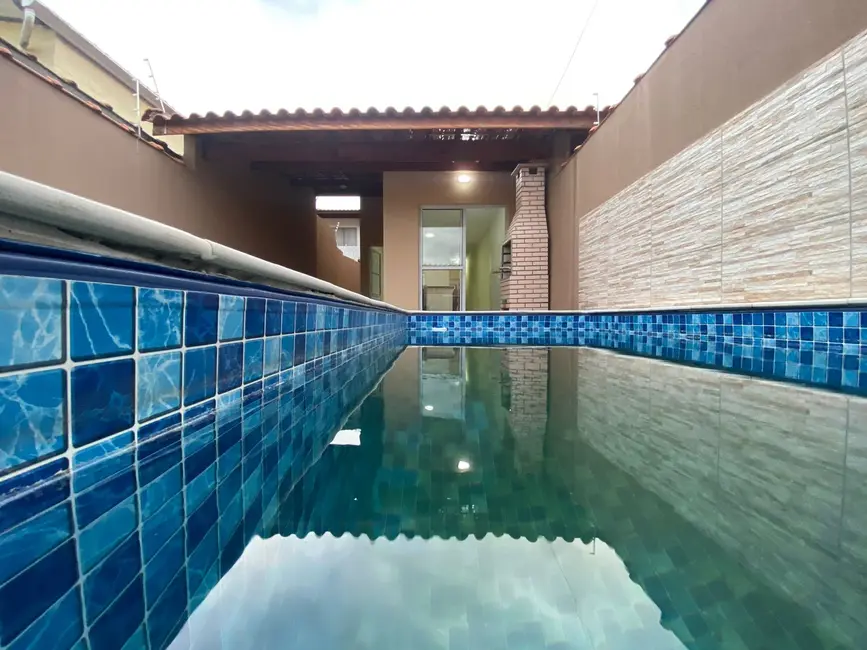 Foto 3 de Casa com 2 quartos à venda, 71m2 em Itanhaem - SP