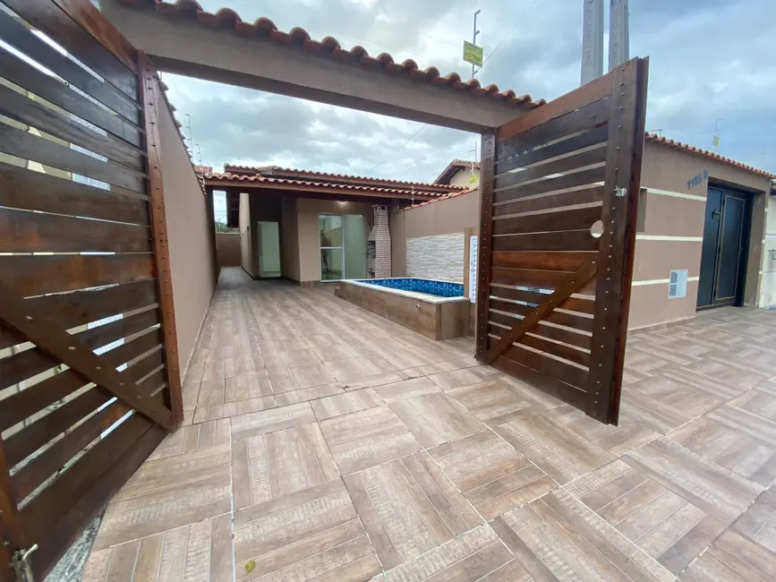 Foto 6 de Casa com 2 quartos à venda, 71m2 em Itanhaem - SP