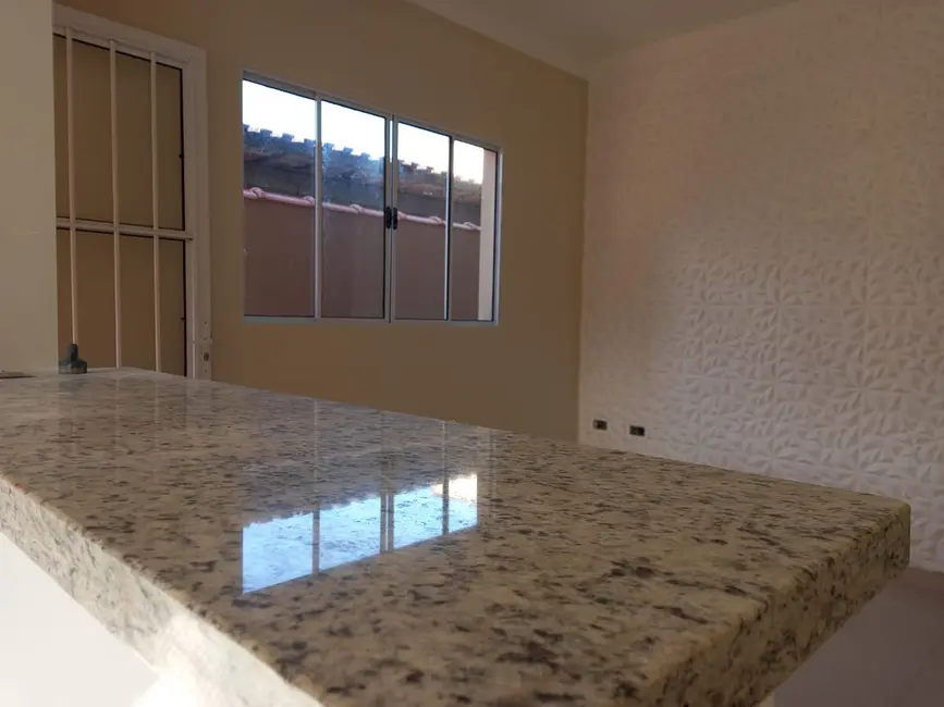 Foto 5 de Casa com 2 quartos à venda, 125m2 em Itanhaem - SP