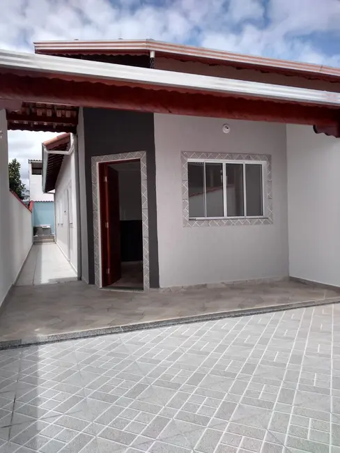 Foto 3 de Casa com 2 quartos à venda, 64m2 em Itanhaem - SP
