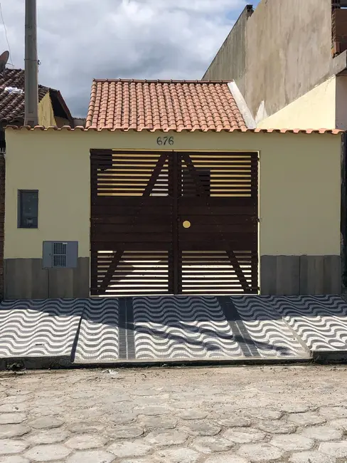 Foto 1 de Casa com 2 quartos à venda, 53m2 em Itanhaem - SP
