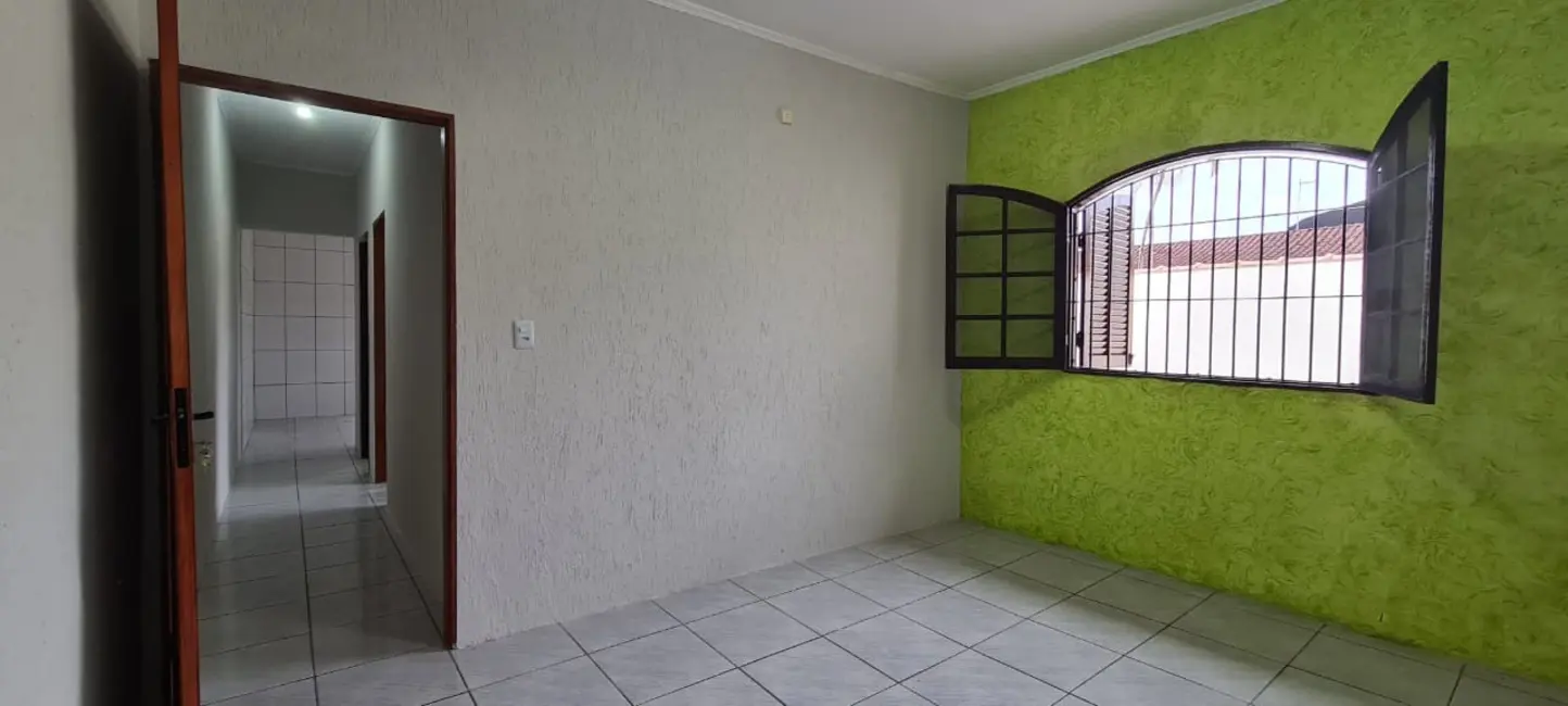 Foto 3 de Casa com 2 quartos à venda, 86m2 em Mongagua - SP
