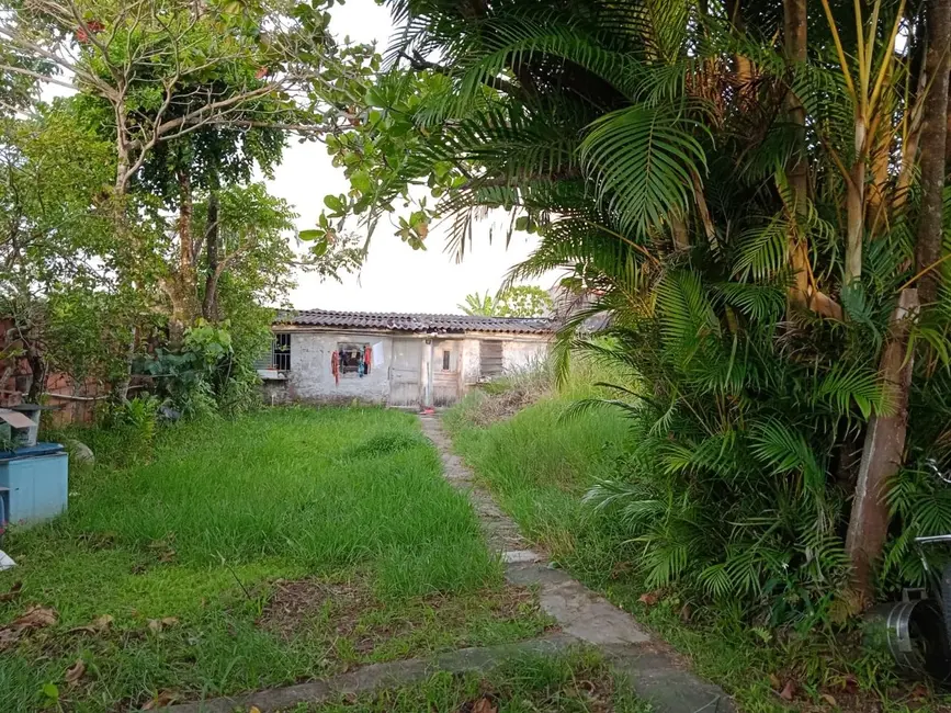 Foto 1 de Casa com 1 quarto à venda, 50m2 em Itanhaem - SP