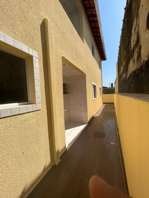 Foto 9 de Casa com 2 quartos à venda, 52m2 em Itanhaem - SP