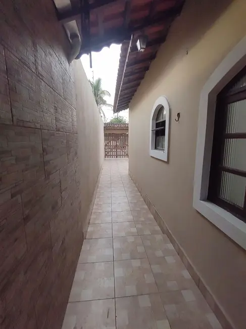 Foto 3 de Casa com 1 quarto à venda, 60m2 em Itanhaem - SP