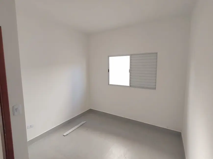 Foto 3 de Casa com 2 quartos à venda, 65m2 em Itanhaem - SP