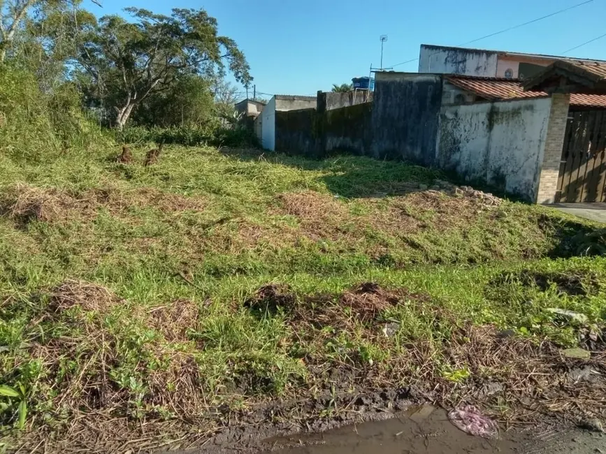 Foto 2 de Terreno / Lote à venda, 286m2 em Itanhaem - SP