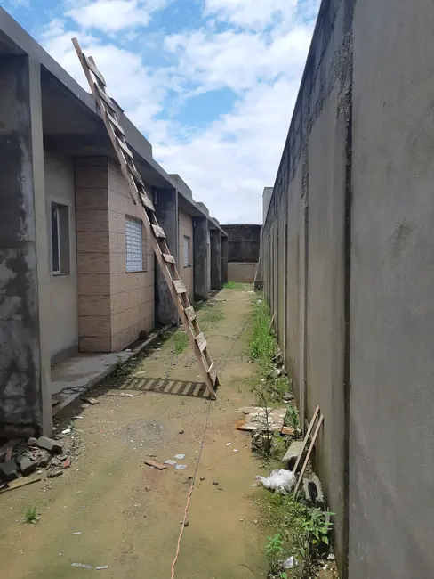 Casa com 2 quartos à venda, 50m2 em Itanhaem - SP - imagem 8 Foto 8 de Casa com 2 quartos à venda, 50m2 em Itanhaem - SP