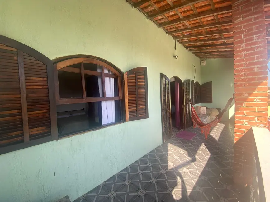 Foto 5 de Casa com 2 quartos à venda, 120m2 em Itanhaem - SP